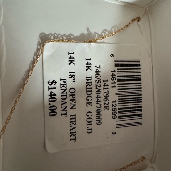 Macy's Gold Heart Pendant Necklace - Picture 2 of 2
